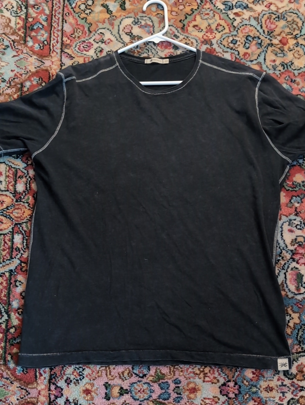 Agave Black Short-Sleeve Crewneck Tee with Contrast Stitching